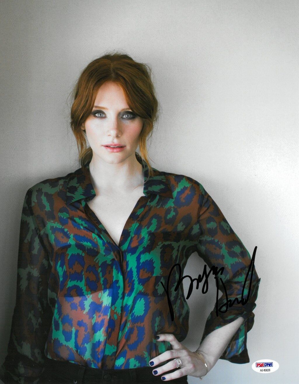 Bryce Dallas Howard Signed Authentic Autographed 11x14 Photo Poster painting PSA/DNA #AE45828