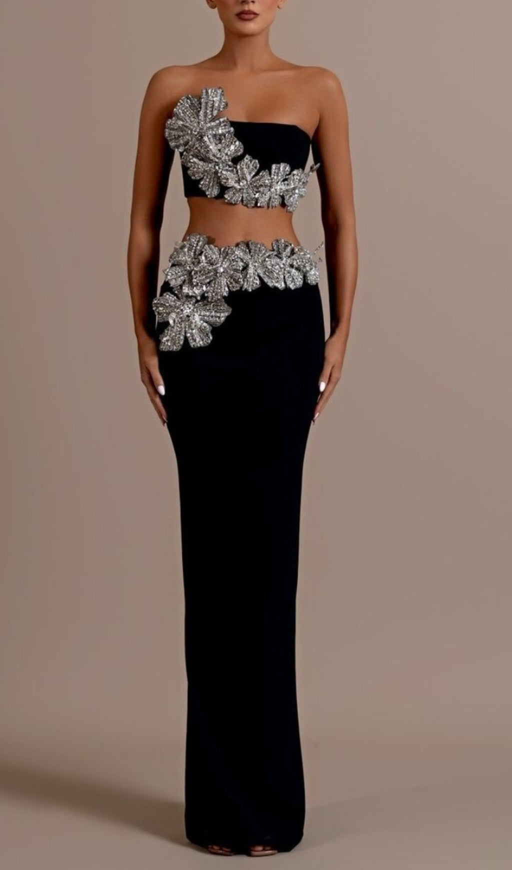 Banner Black Flower Crystal Two-Piece Set Flowering Girl