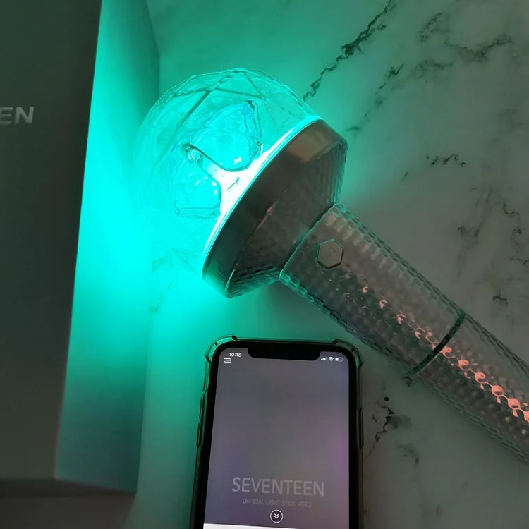 SEVENTEEN Concert Lightstick Ver.2-Ver.3