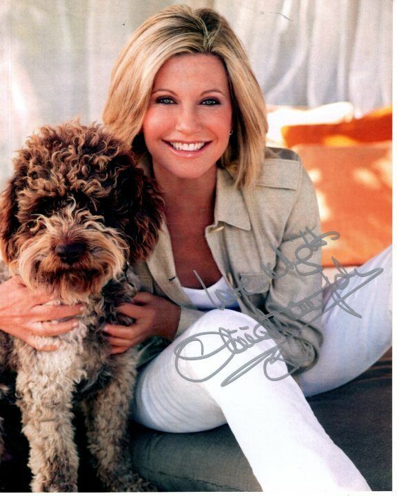 OLIVIA NEWTON-JOHN signed autographed Photo Poster painting