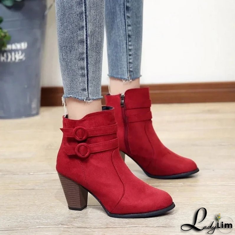 Modern and Fashionable winter Boots
