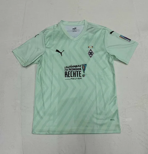 2024/2025 Borussia Mönchengladbach Goalkeeper Fluorescent Green Football Jersey 1:1 Thai Quality