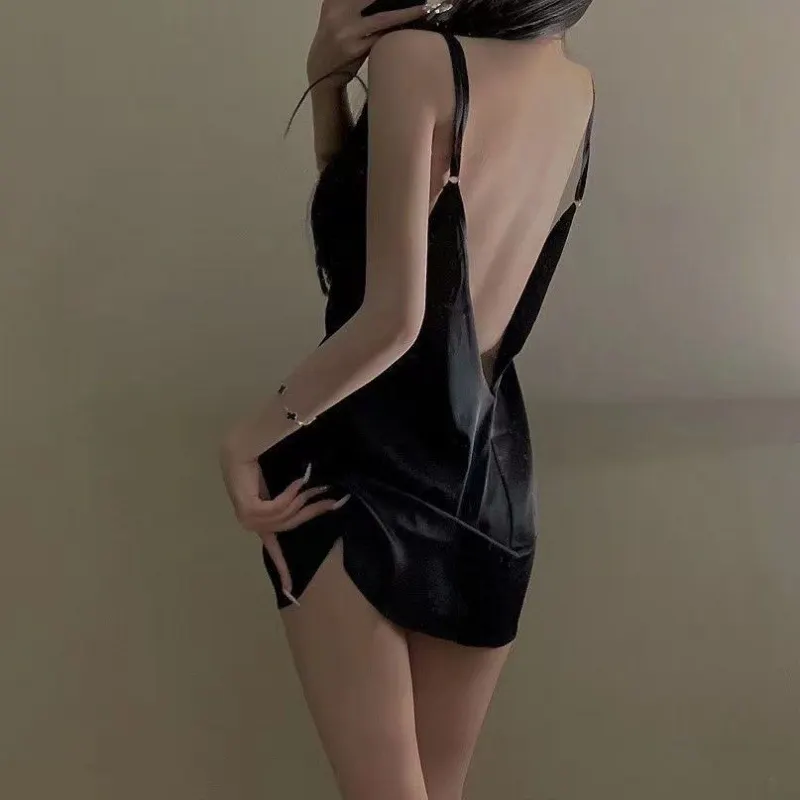 Churchf Night Vows New Lingerie Summer Ice Silk Pajamas Women Feel Deep V Sexy Slings Bare Back Ajamas Women's Homewear