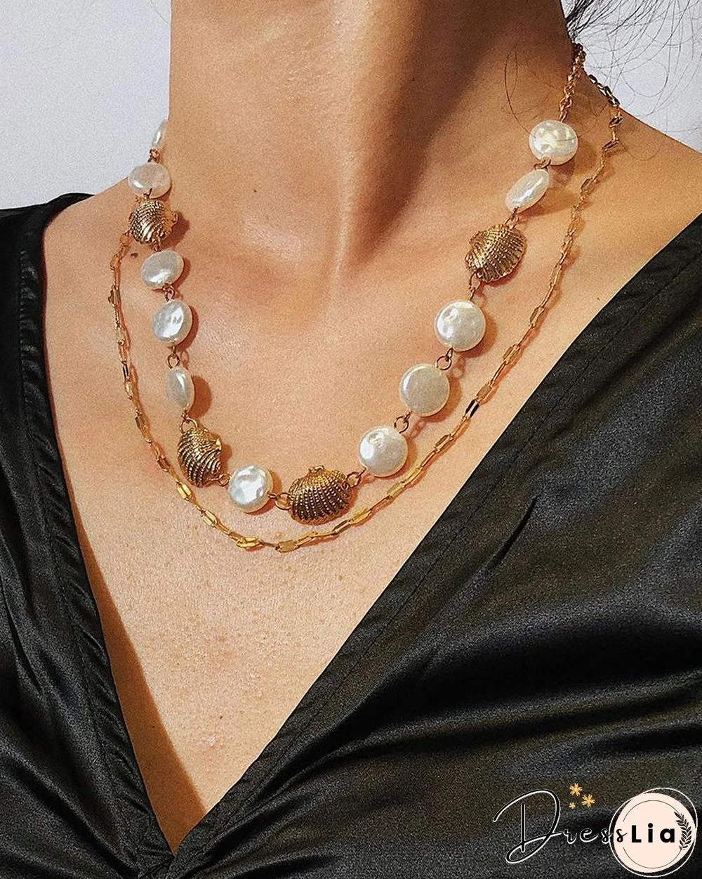 Metalic Chain Splicing With Scallop And Pearl Necklace