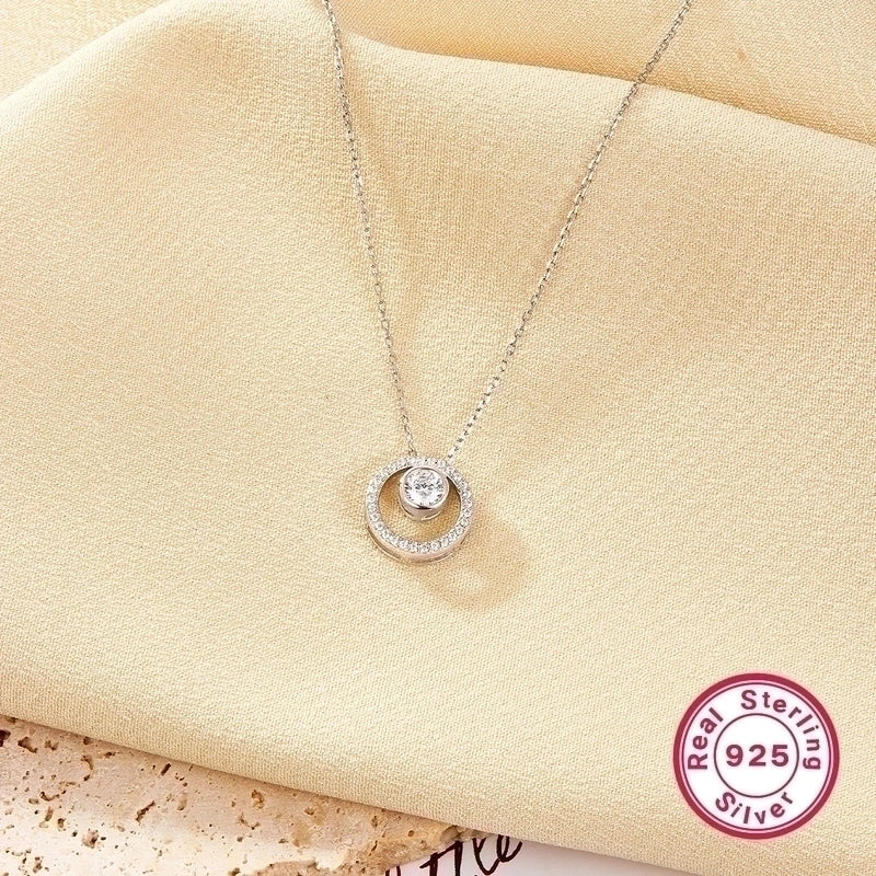 925 Sterling Silver Long-Lasting Plated Zircon Plating Inlay Round Pendant Necklace