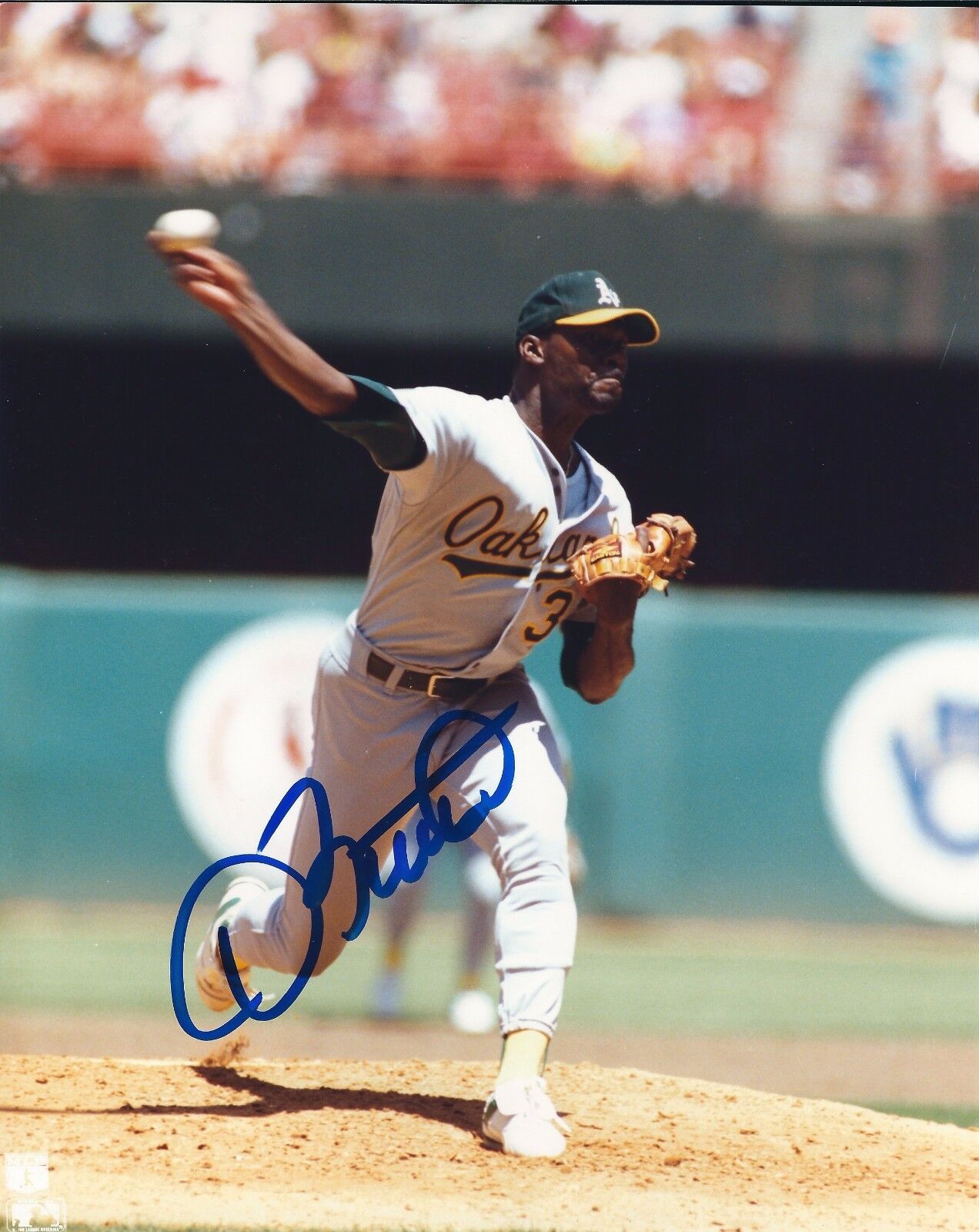 Signed 8x10 DAVE STEWART Oakland A's Autographed Photo Poster painting - COA