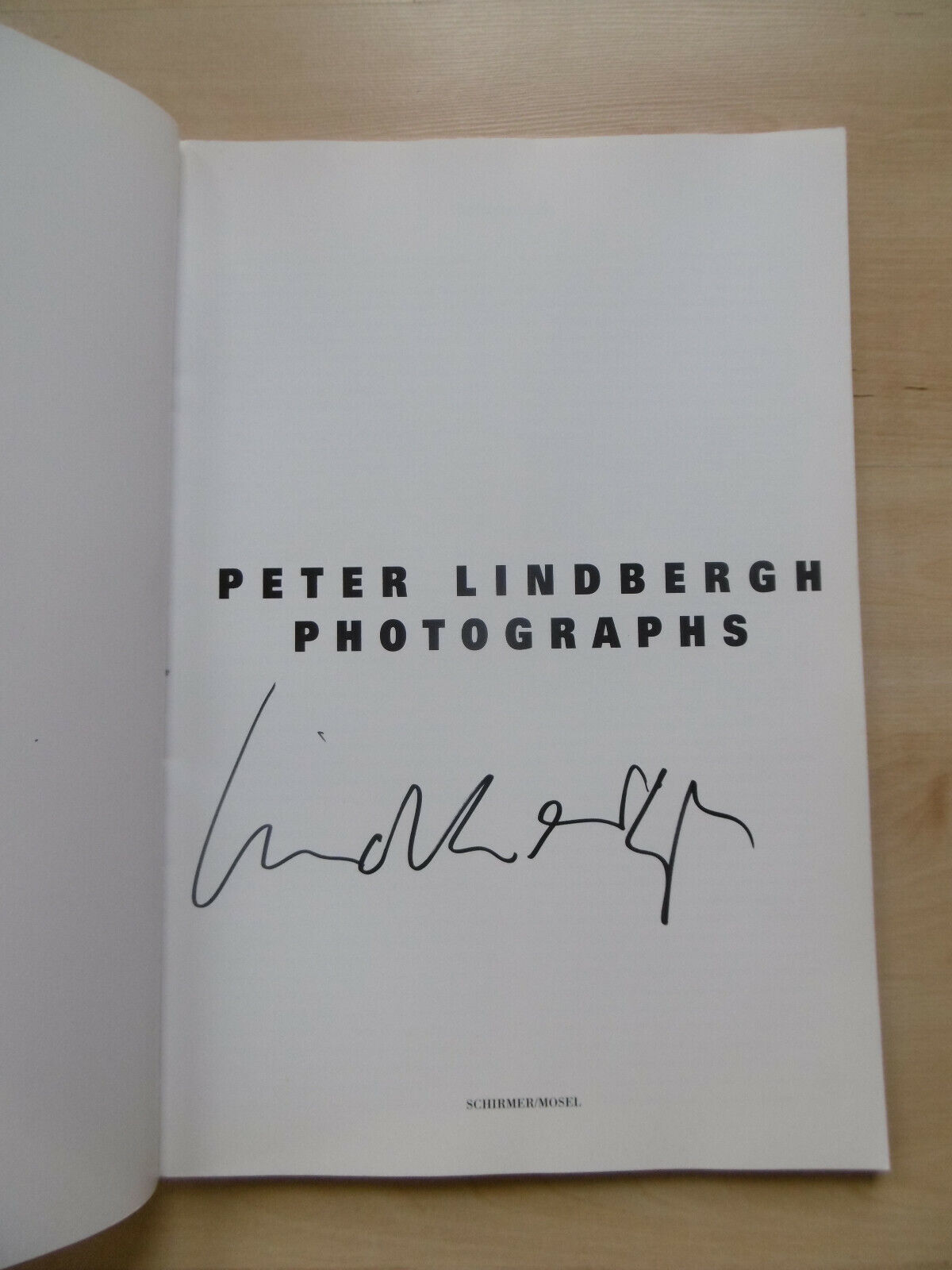 Peter Lindbergh Autogramm signed Katalog Photo Poster paintinggraphs