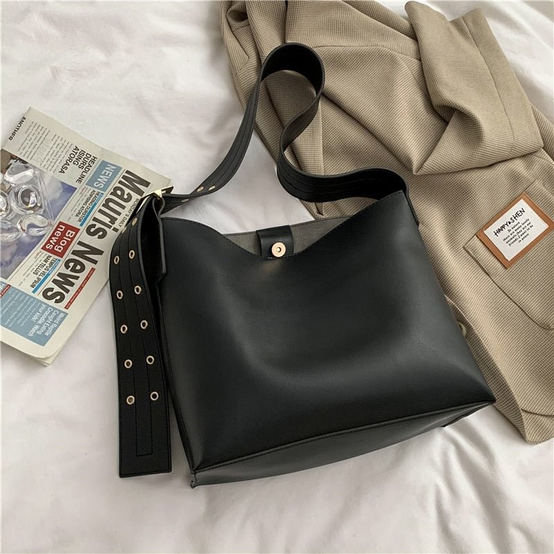 Composite Bag Leather Shoulder Bag For Women 2022 hit Branded Wide Belt Designer Handbags Women's Trend Solid Color Bucket Bag