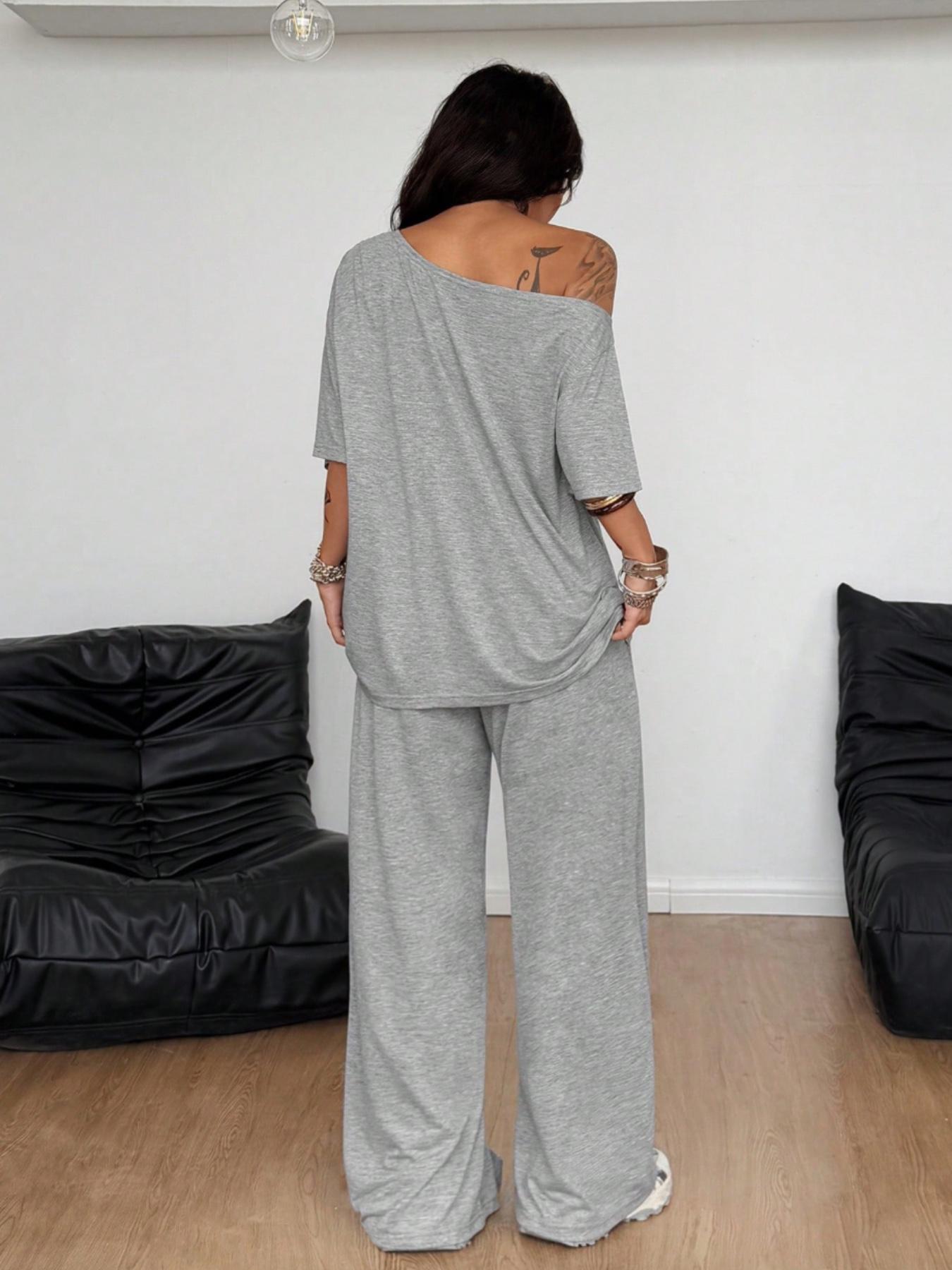 2pcs/Set Women's Minimalist Basic Casual Daily Wear Everyday Going Out Sport Comfortable Baggy Off Shoulder T-Shirt And Wide Leg Pants Two Pieces Outfits