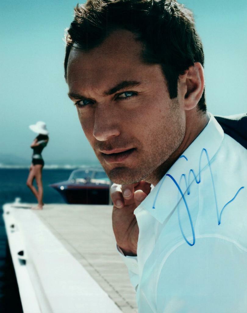 Jude Law 8x10 Signed Autographed Photo Poster painting Picture with COA