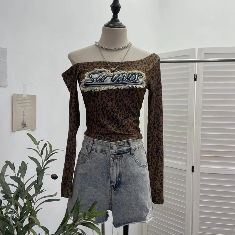 Nigikala Nigikala Girls Letter Sticker Leopard Long-Sleeved T-Shirt 2025 Autumn New Thin Short Top 1112