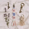 Daisy Flower Keychain Making Kits with Instruction Macrame Keychain Kit DIY Macrame Kits for Beginners Adults Handbags DIY Ornament Decor