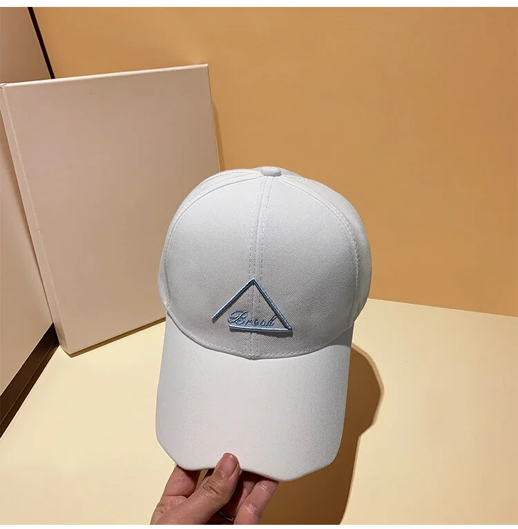 Summer Trend Baseball Cap Irregular Wavy Letter Embroidered Cap Fashionable Men and Women Casual Sunshade Hat BQ1669