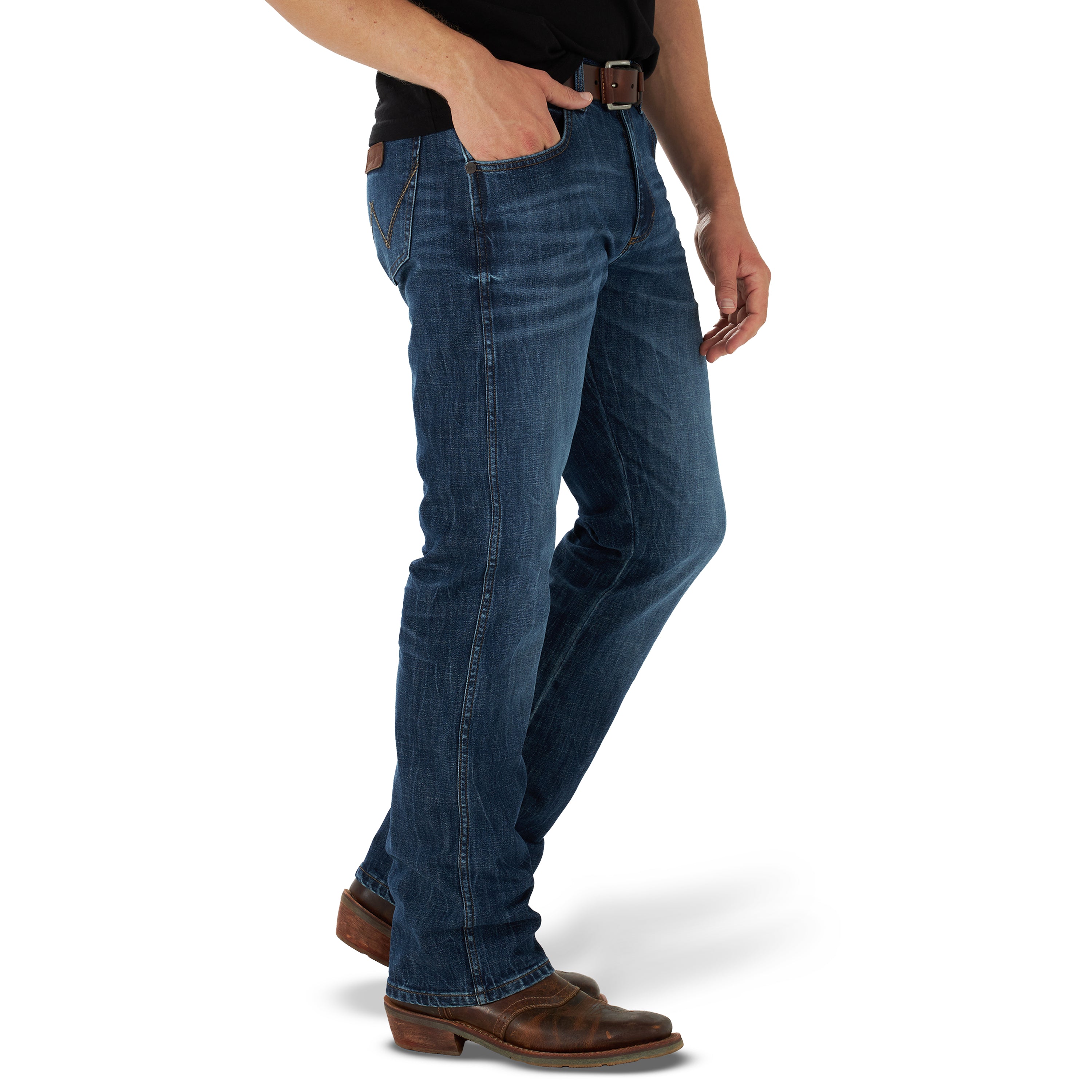 Men's Wrangler Retro Slim Fit Bootcut Jean in Coast