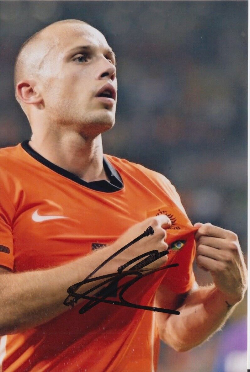 JOHN HEITINGA HAND SIGNED 6X4 Photo Poster painting HOLLAND FOOTBALL AUTOGRAPH 2