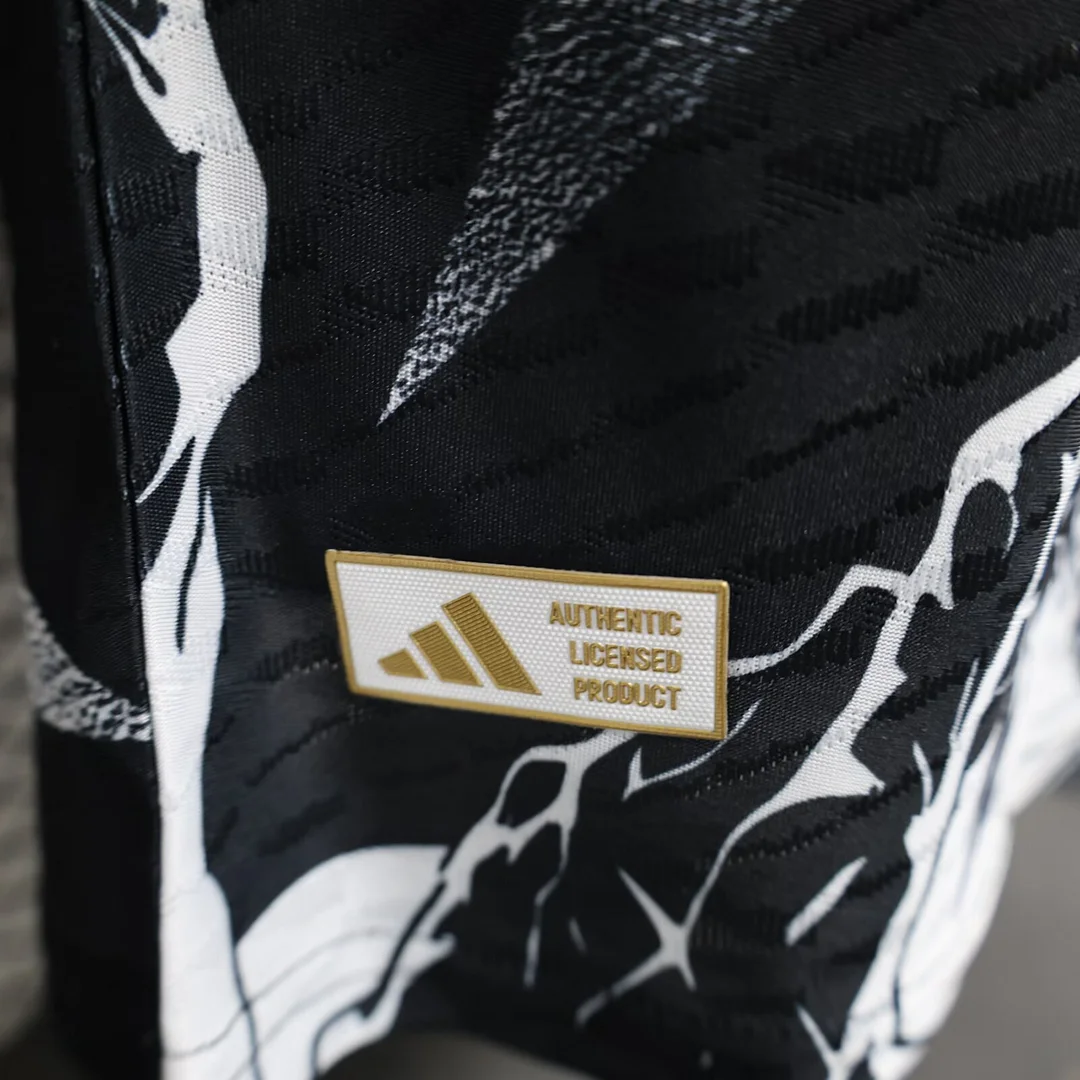 25/26 Real Madrid Special Edition Player Version Men's Football T-Shirt