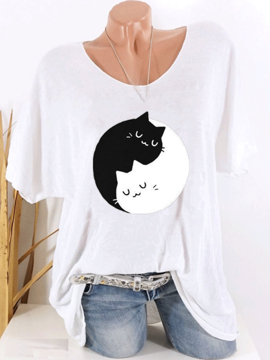 Round Neck Cat Printed Short Sleeve T-shirt