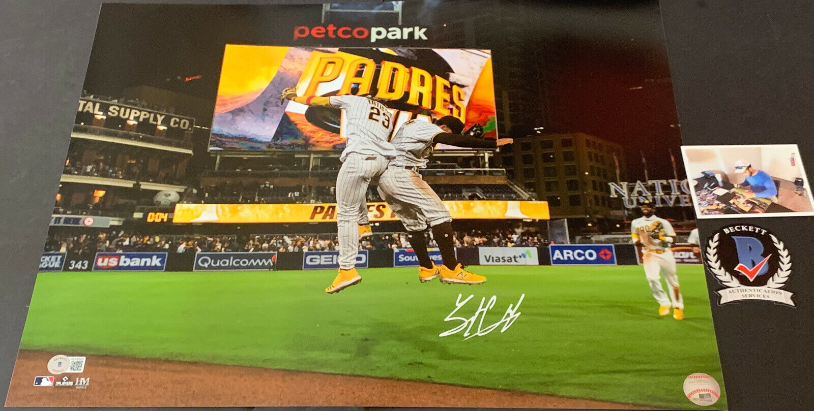 Trent Grisham Padres Auto Signed 16x20 Photo Poster painting Beckett WITNESS COA Fernando Tatis