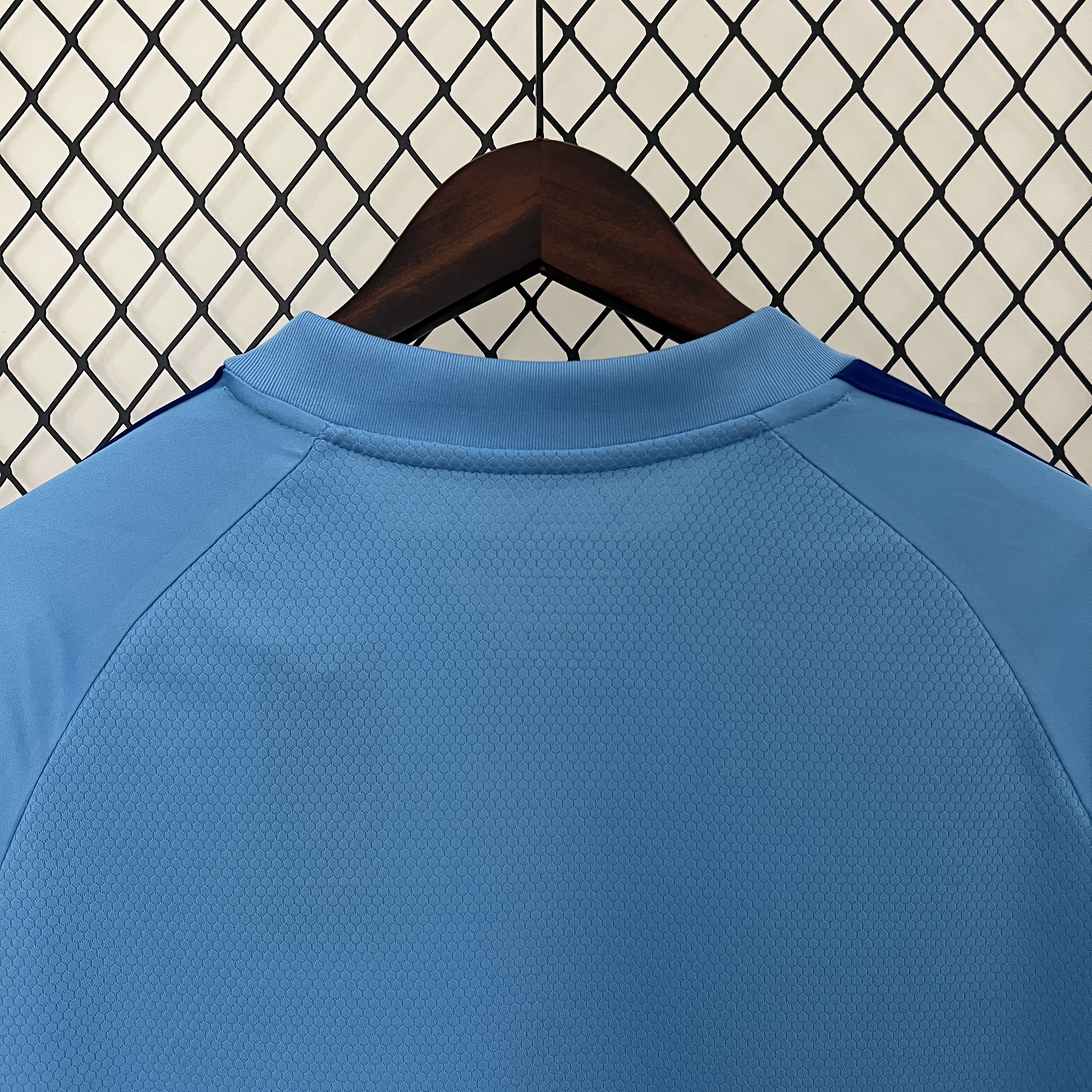 24/25 Real Madrid Goalkeeper Blue Football Shirt Thai quality