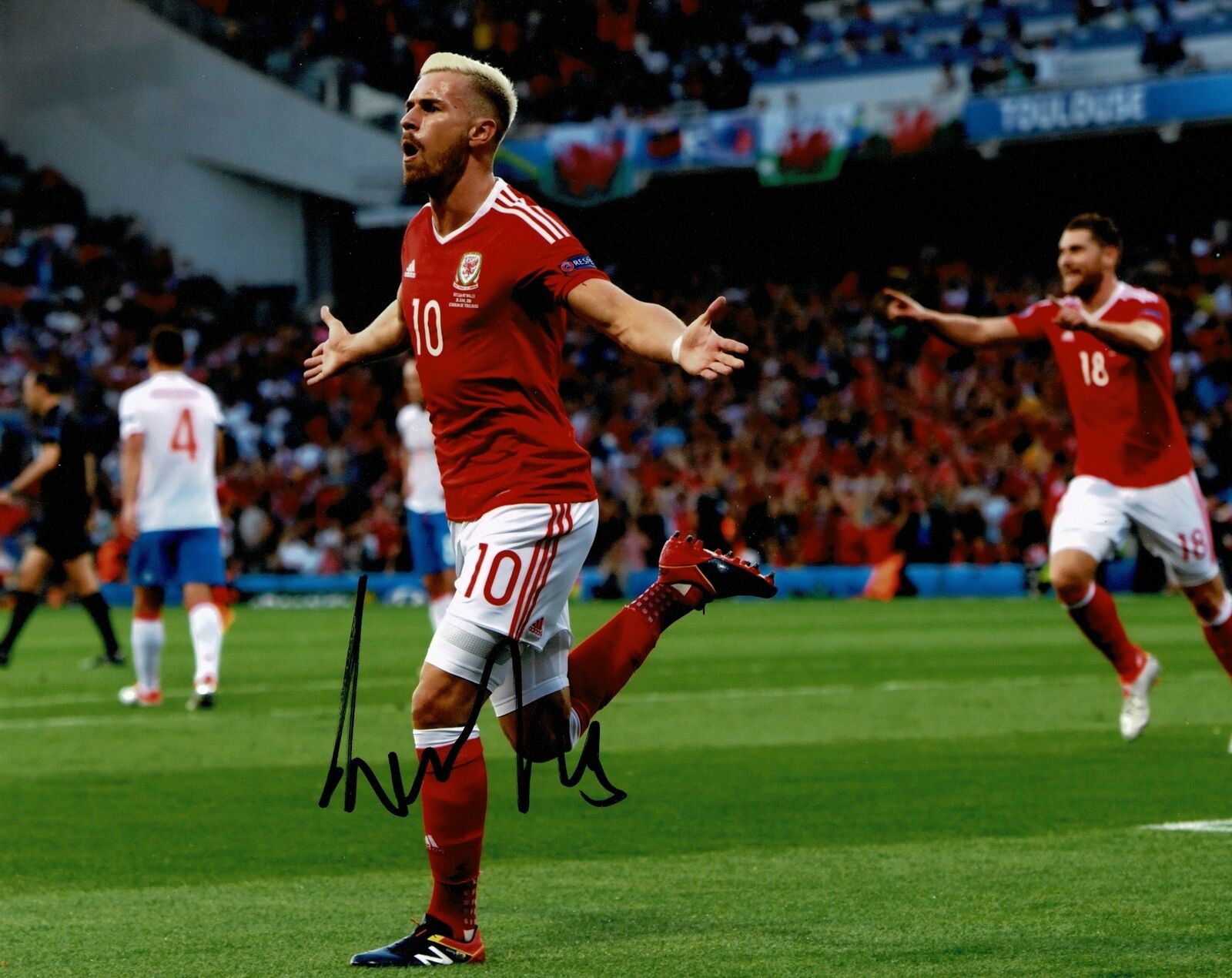 Aaron Ramsey Signed 10X8 Photo Poster painting Wales Euro 2016 Genuine Signature AFTAL COA (1191