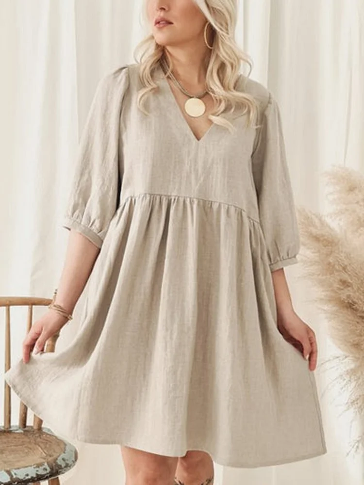 Women's V-neck Half Sleeve Swing Dress