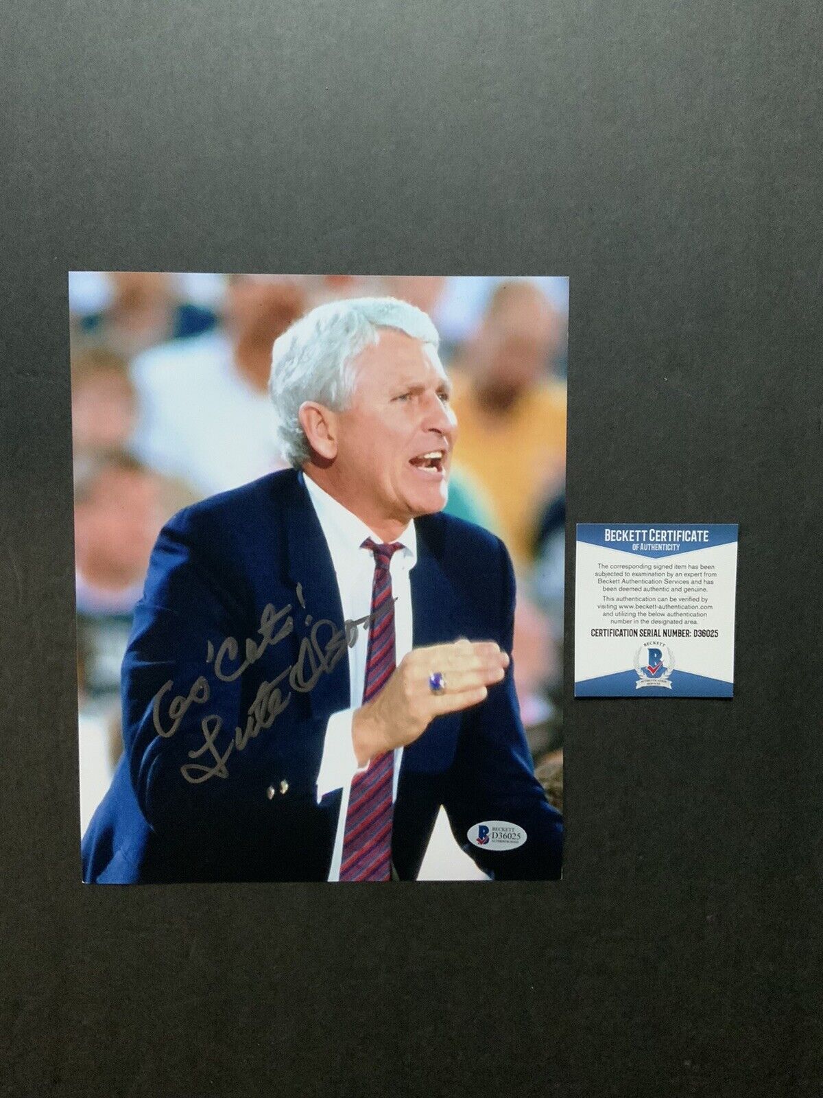 Lute Olson Rare signed autographed Arizona Wildcats 8x10 Photo Poster painting Beckett BAS coa