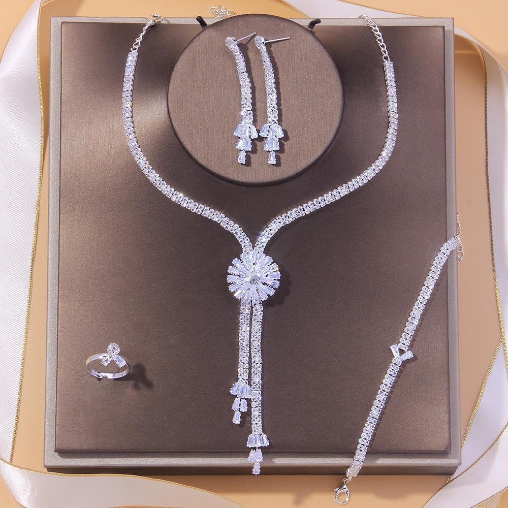 Women flower shape rhinestone accessories set-zachics