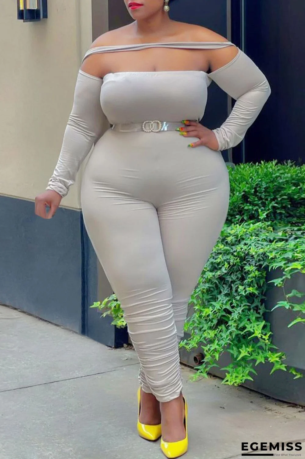 Cream White Fashion Casual Solid Patchwork Off the Shoulder Plus Size Jumpsuits | EGEMISS