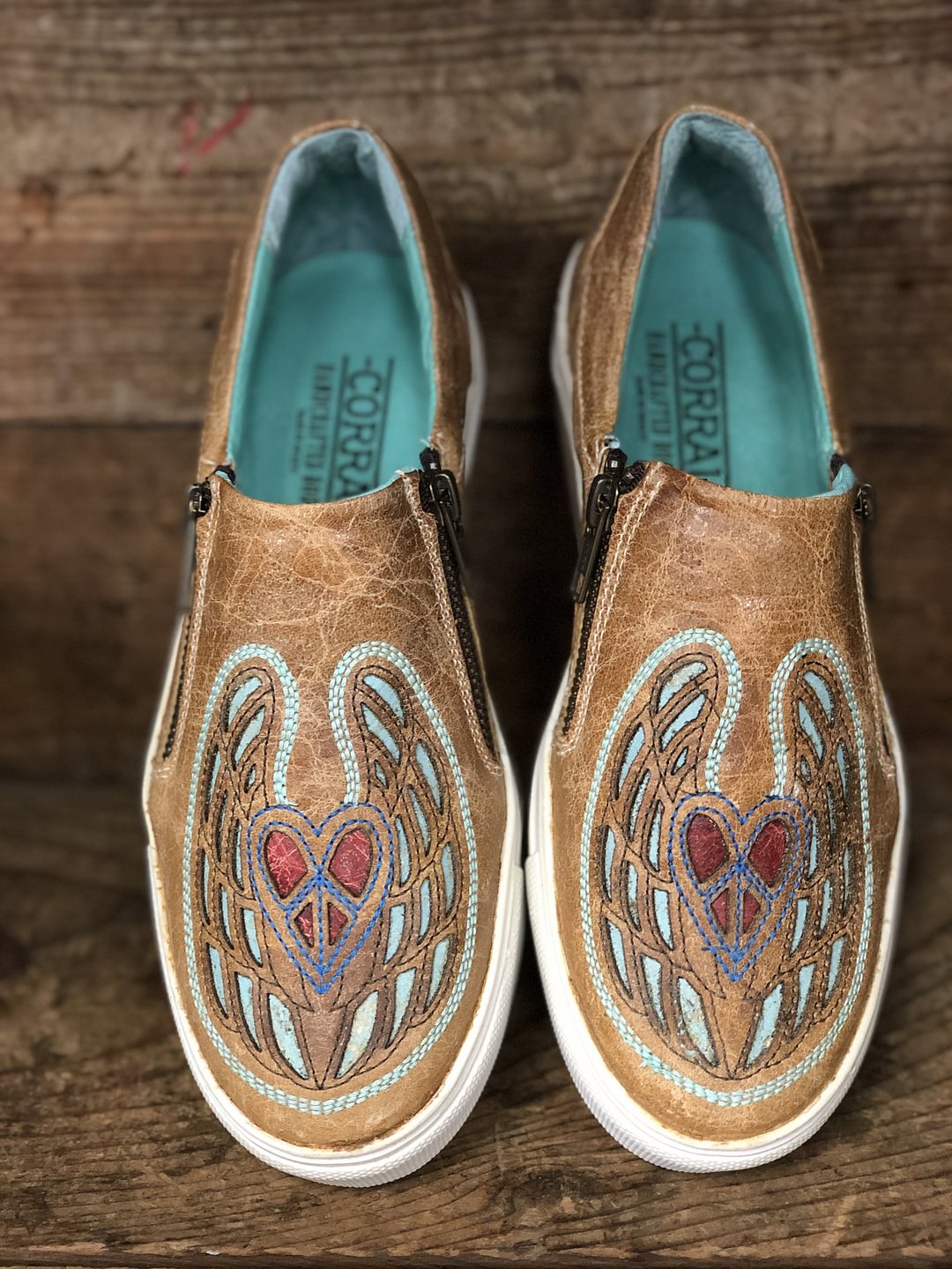 Corral Women�s Distressed Tan Winged Heart Zip Casual