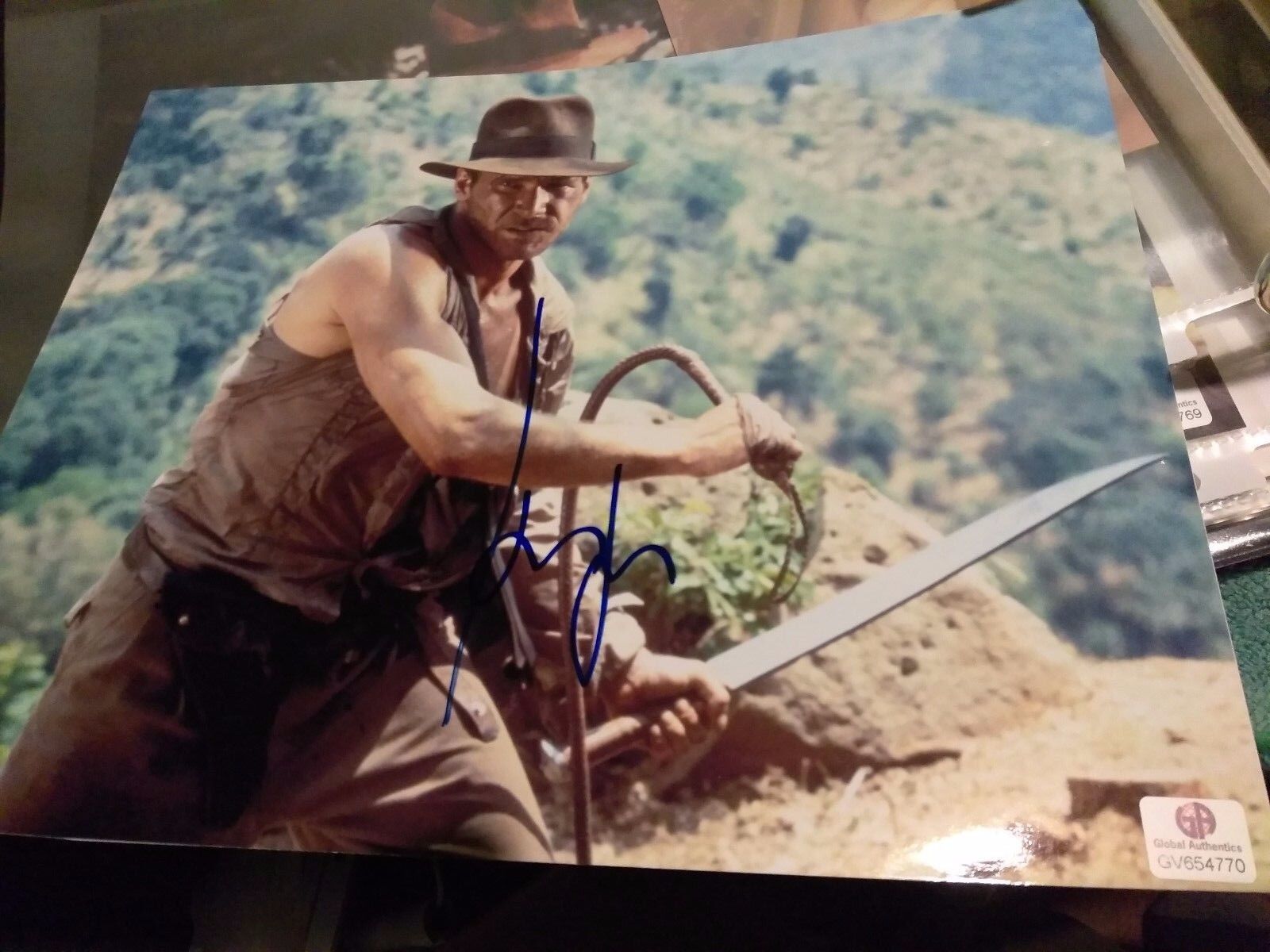 Harrison Ford signed 8x10 COA GAI