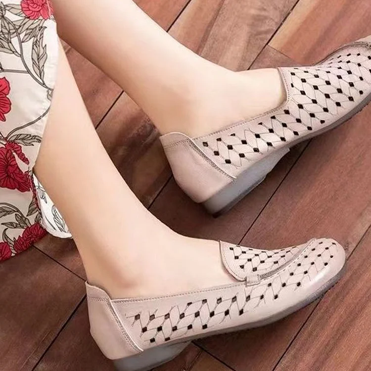 Women's Retro Faux Leather Hollow Out Breathable Flat Sandals Radinnoo.com