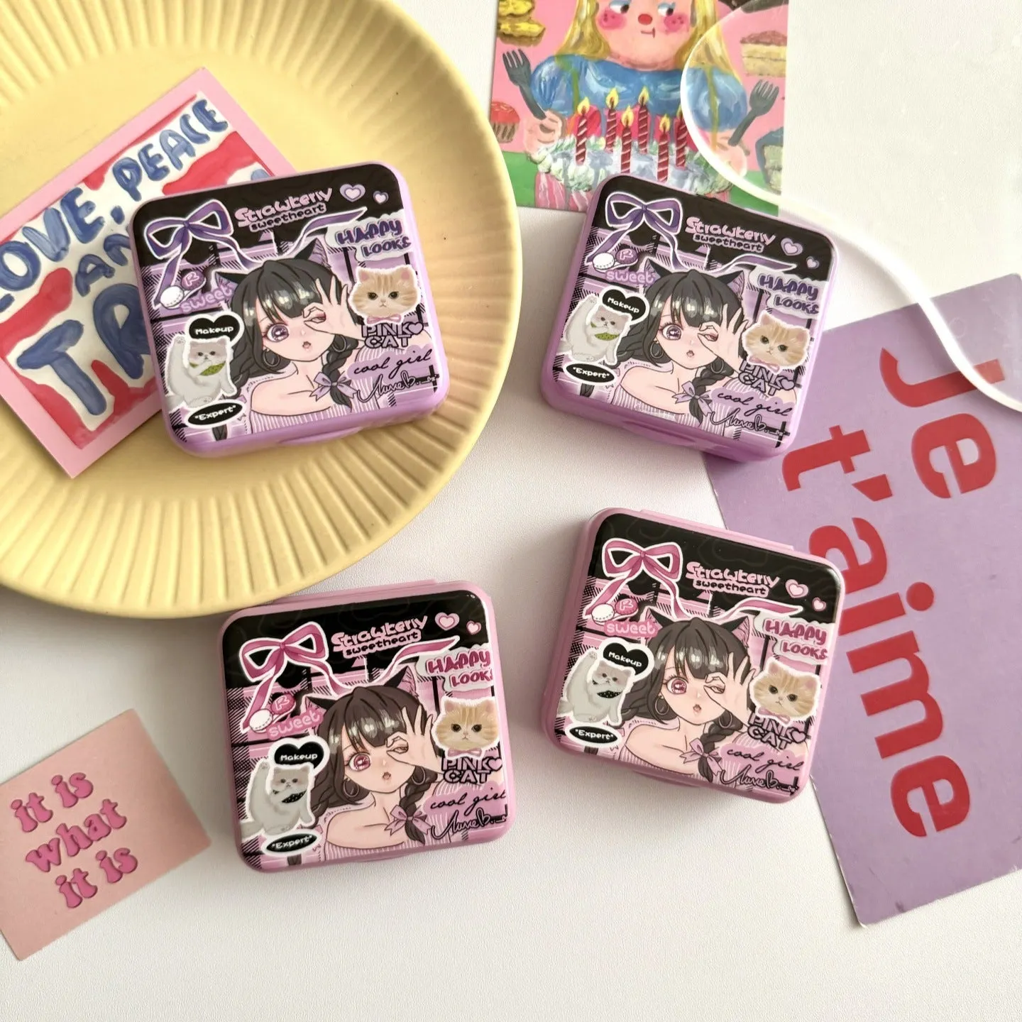 Cool Girl Coloured Contact Lens Case