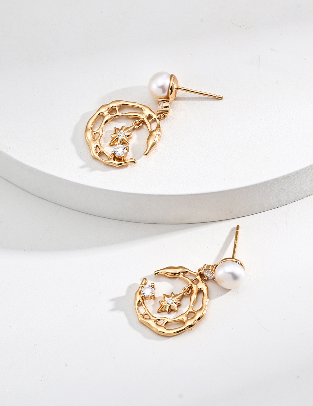 Pearl & Zircon Earrings 