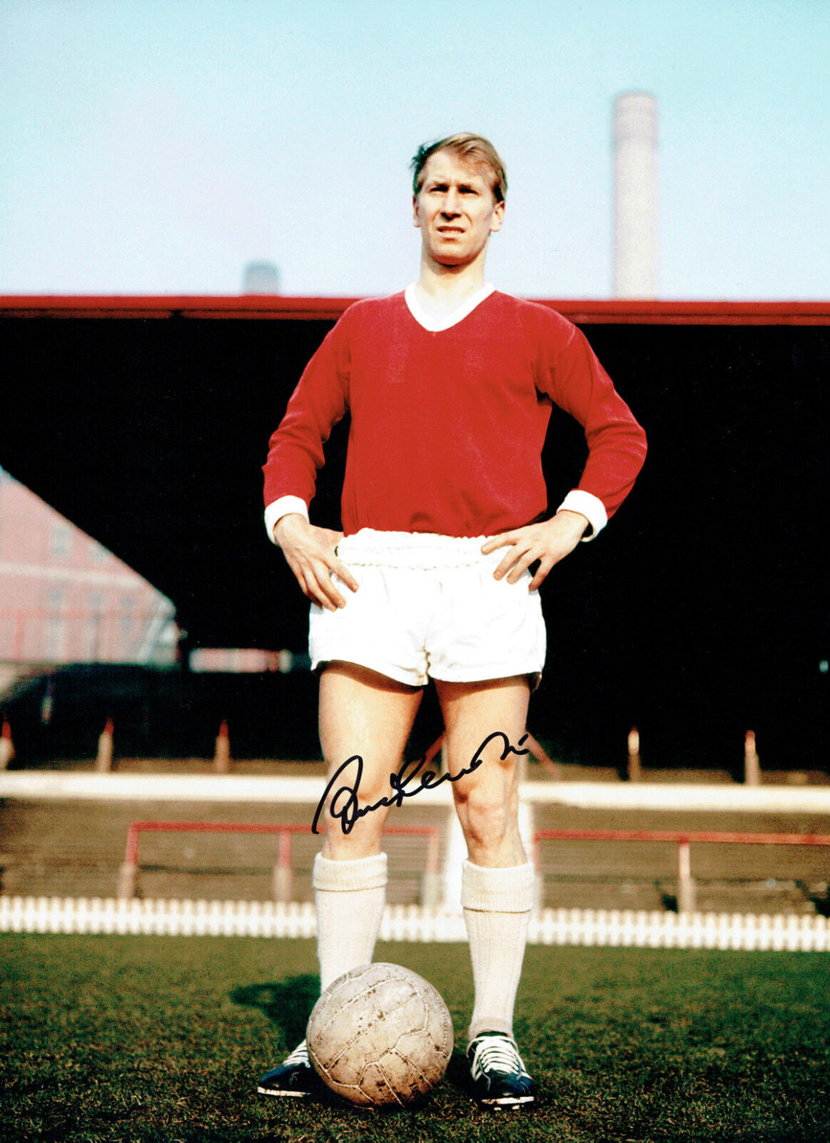 Bobby CHARLTON Signed Manchester United Large 16x12 Autograph Photo Poster painting AFTAL COA