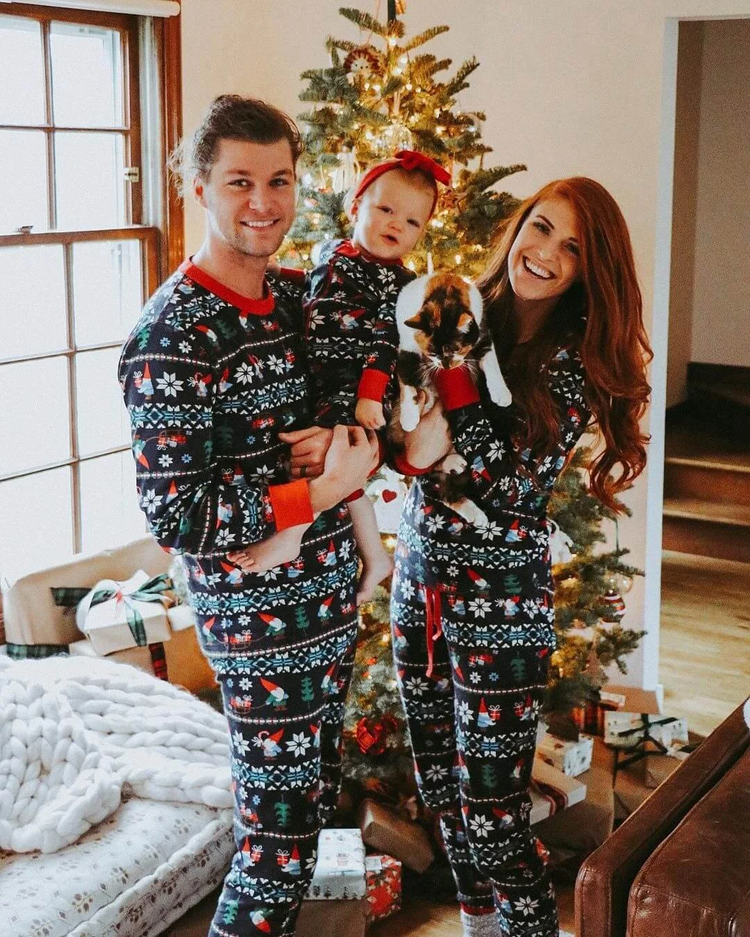 Cute Santa and Snowflake Patterned Family Matching Pajamas Sets