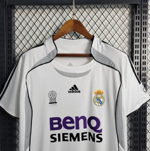 Retro 2006-07 Real Madrid Home Football Shirt