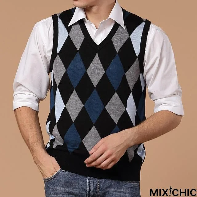 New Fashion Mens Wool Knitted Sweater Vest Plaid Cashmere Sweater Men Spring Autumn Casual Vests Pullover Men