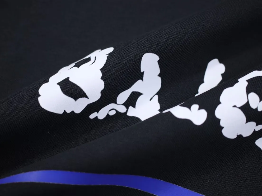 Letter Print Detail