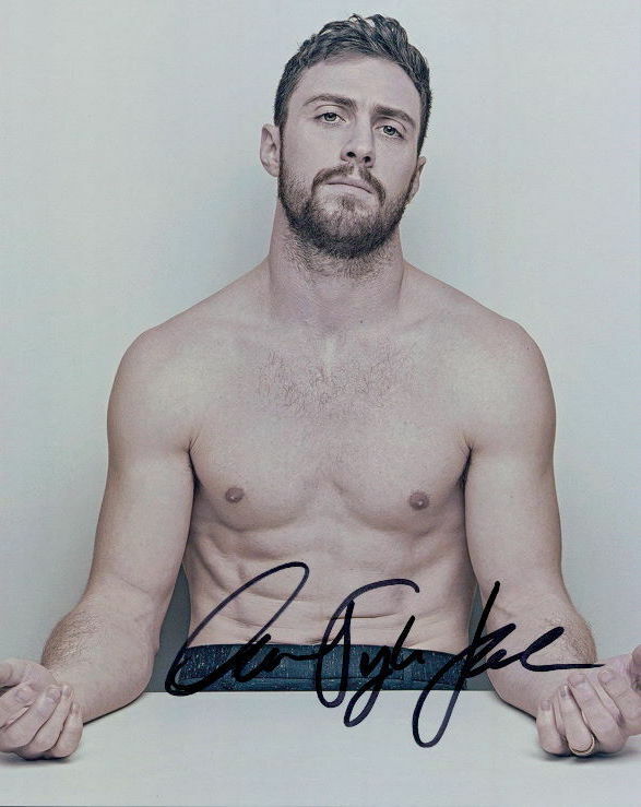 Aaron Taylor-Johnson shirtless signed 8x10 Photo Poster painting COA