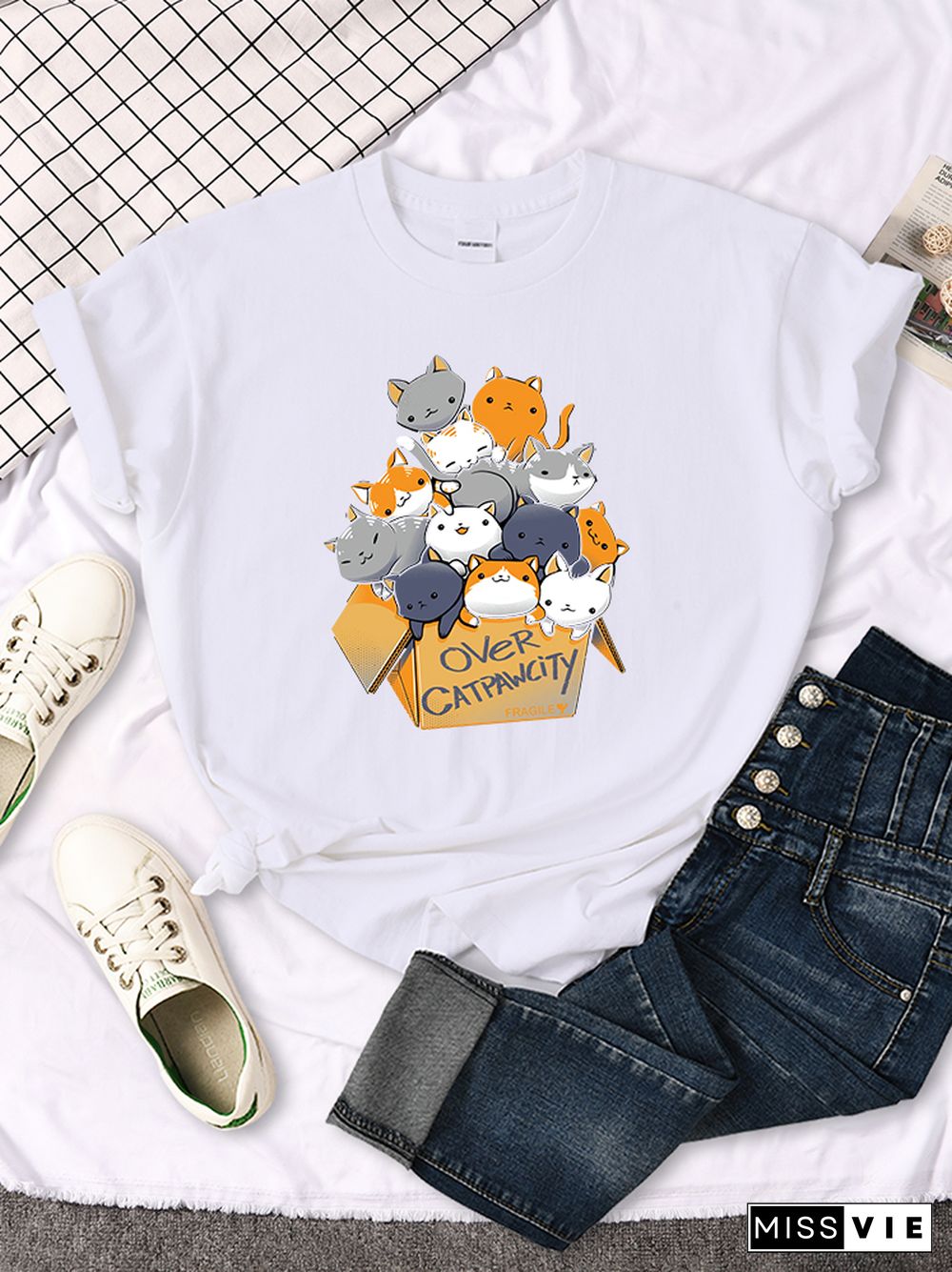 Womany Cats Gathered In The Printing Woman Tshirt Leisure Creativity T Shirt Summer Newtop Crewneck Breathable Woman T Shirts