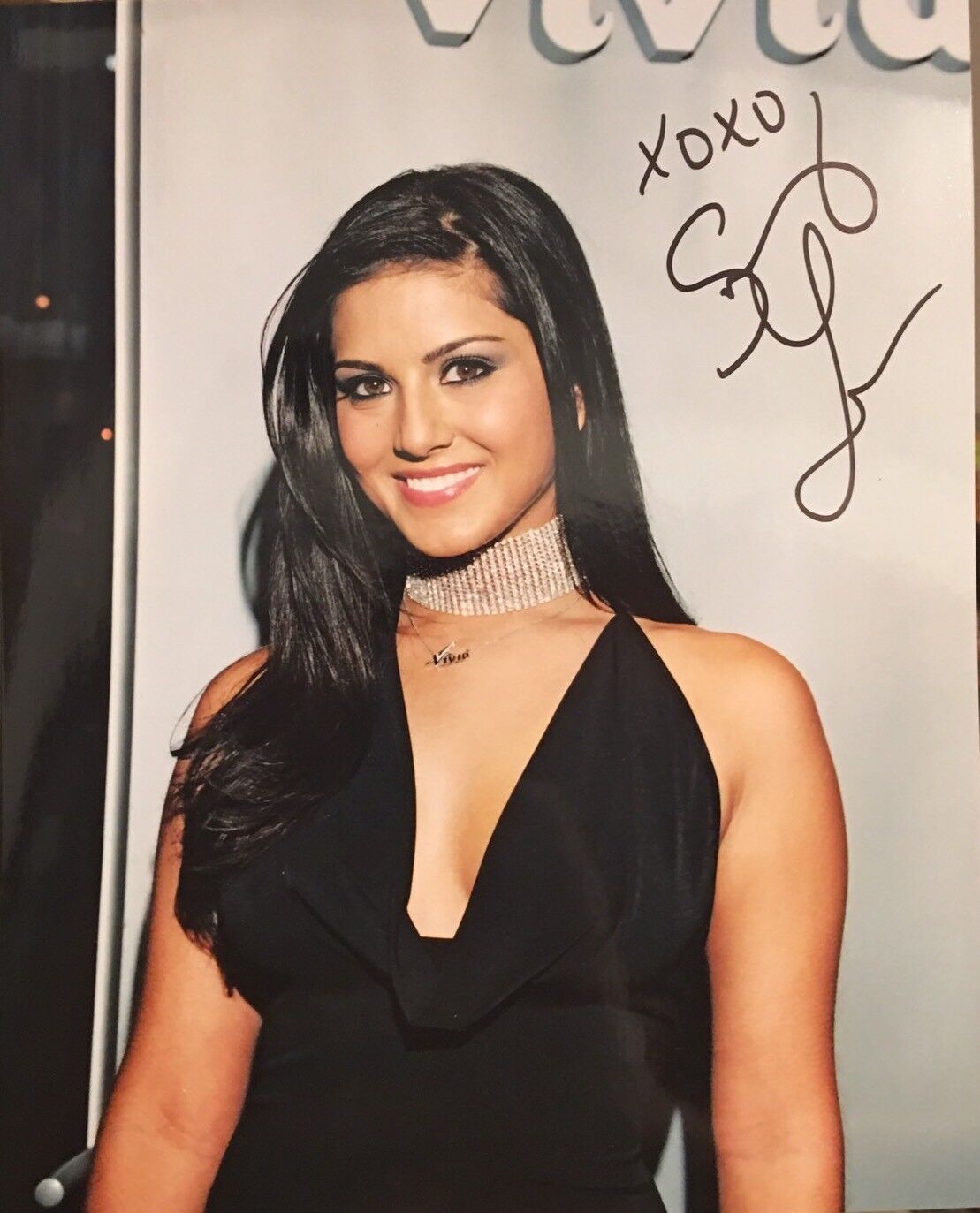 Sunny Leone Signed 8x10 Photo Poster painting Adult STAR STRIPPER AUTOGRAPH SEXY Indian Booty