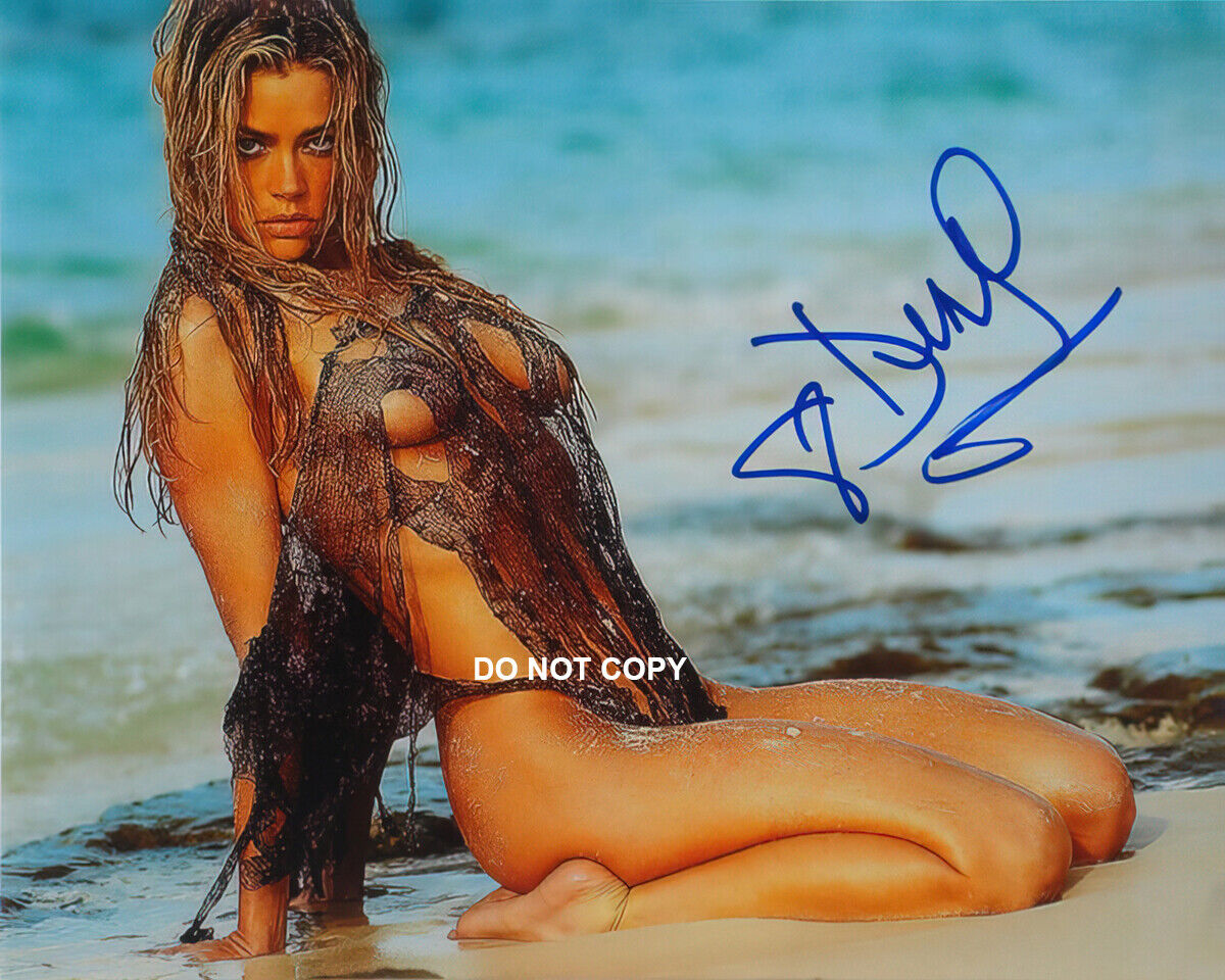 Denise Richards - Autographed Signed 8x10 Photo Poster painting (Wild Things) Reprint