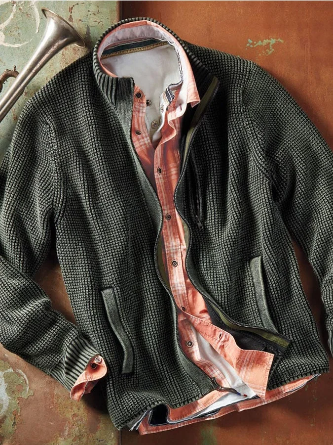 Small V-Neck Knitted Cardigan Top