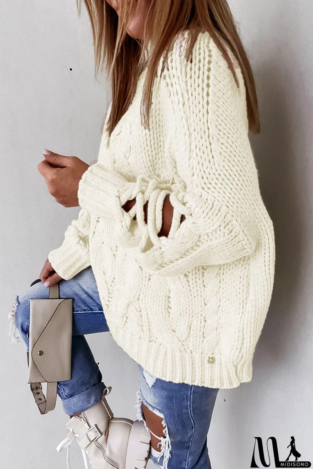 MidiSono - High Neck Cable Knit Hollow-out Sleeves Sweater