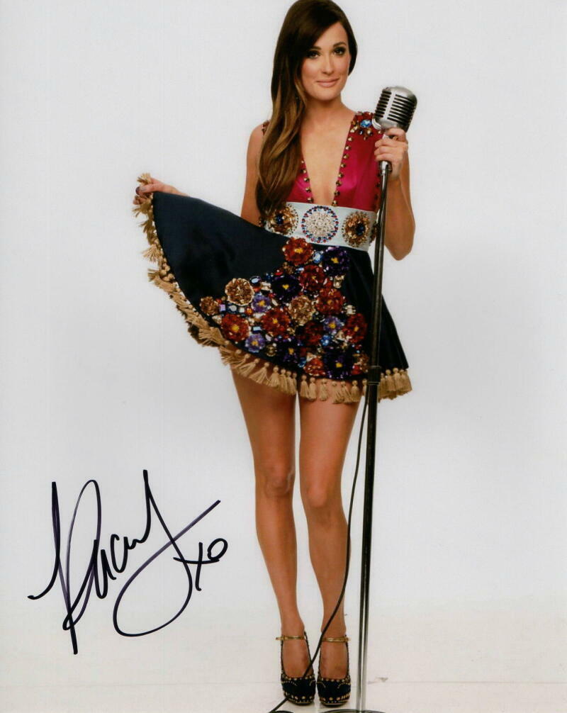 KACEY MUSGRAVES SIGNED AUTOGRAPH 8X10 Photo Poster painting - SEXY COUNTRY MUSIC SINGER, ACOA