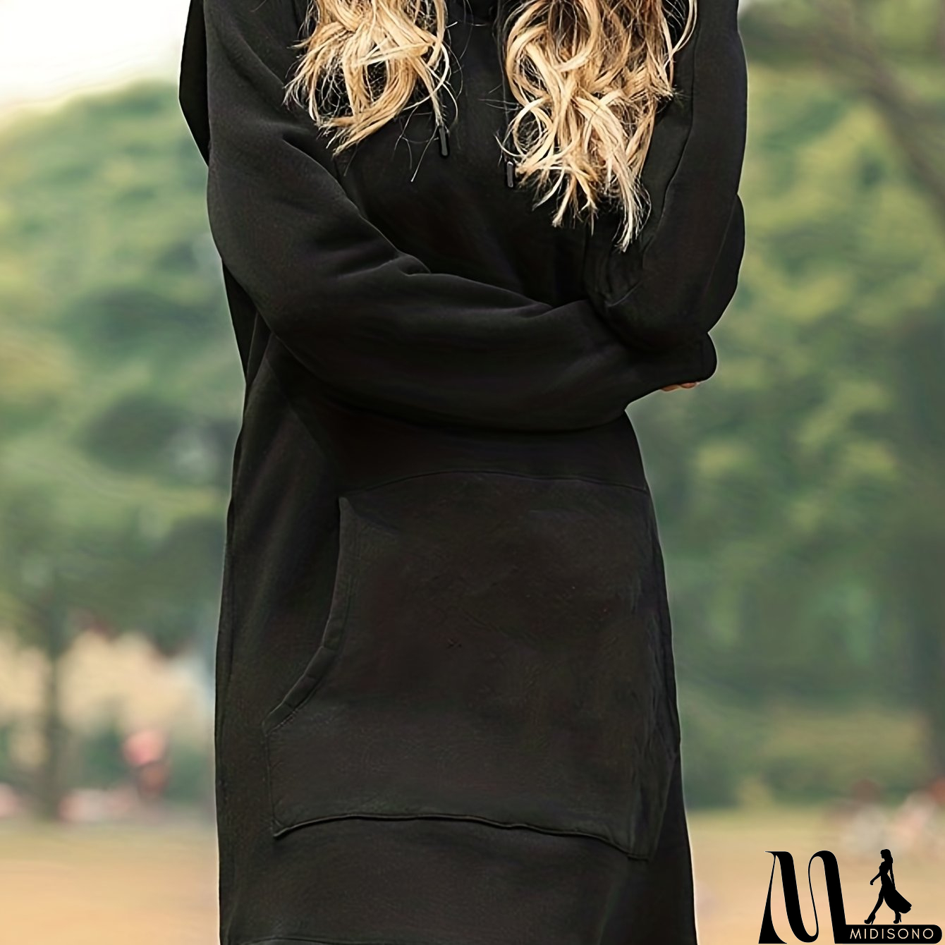 MidiSono - Fashionable and Minimalist Dress