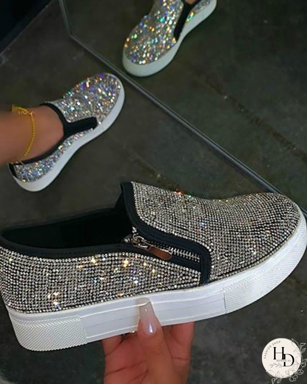 Studded Zipper Design Close Toe Platform Shoes