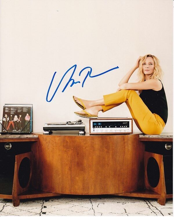 UMA THURMAN Signed Autographed Photo Poster painting