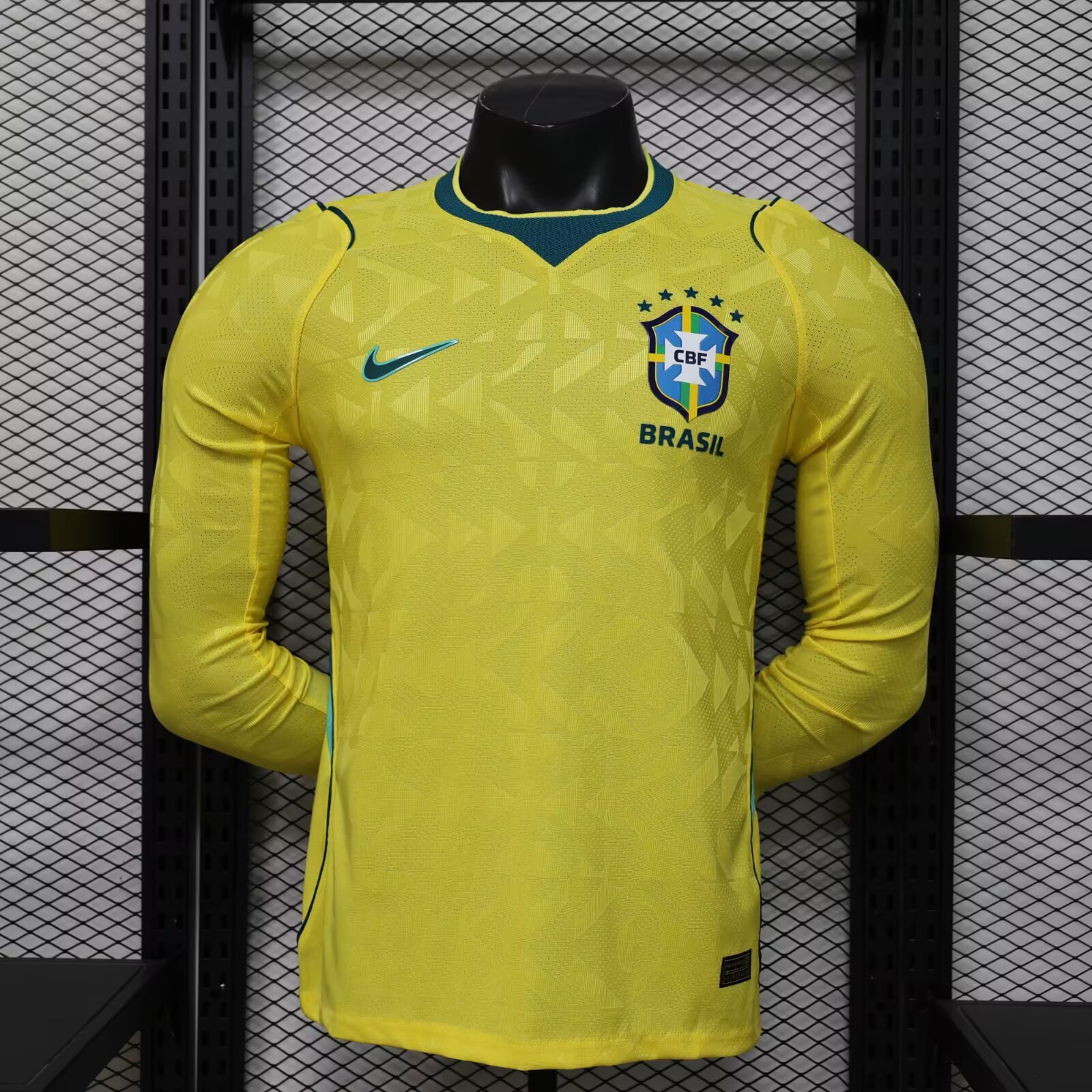 2026 Player Version Long Sleeve Brazil Home Football Jersey（The player version jersey is a bit tight, please pay attention to the size selection）