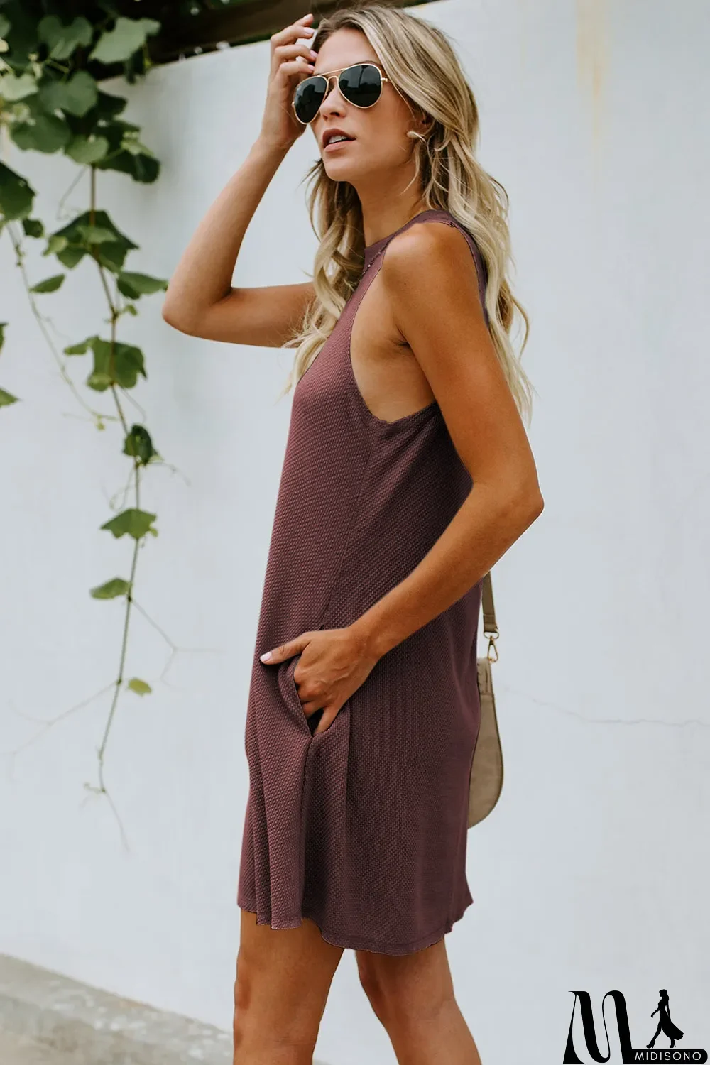 MidiSono - Crisscross Cut-out Back Knit Sleeveless Dress